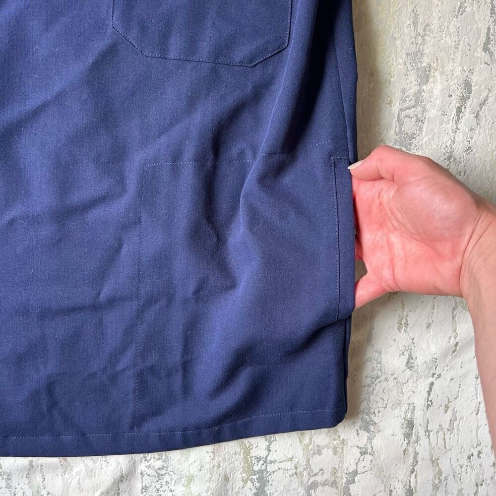 Figs Technical Collection Navy Chisec Scrub Top - image 2